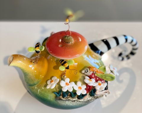 Teapot - Fairy with bees and snail