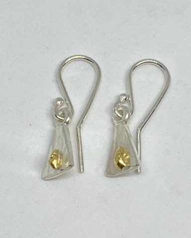 Triangle Earrings - Silver Peel series