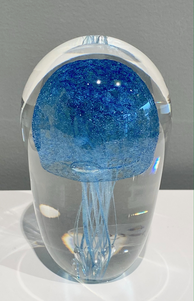 Jellyfish paperweight - blue
