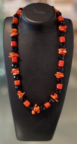 Bamboo coral and faceted black Agate necklace set