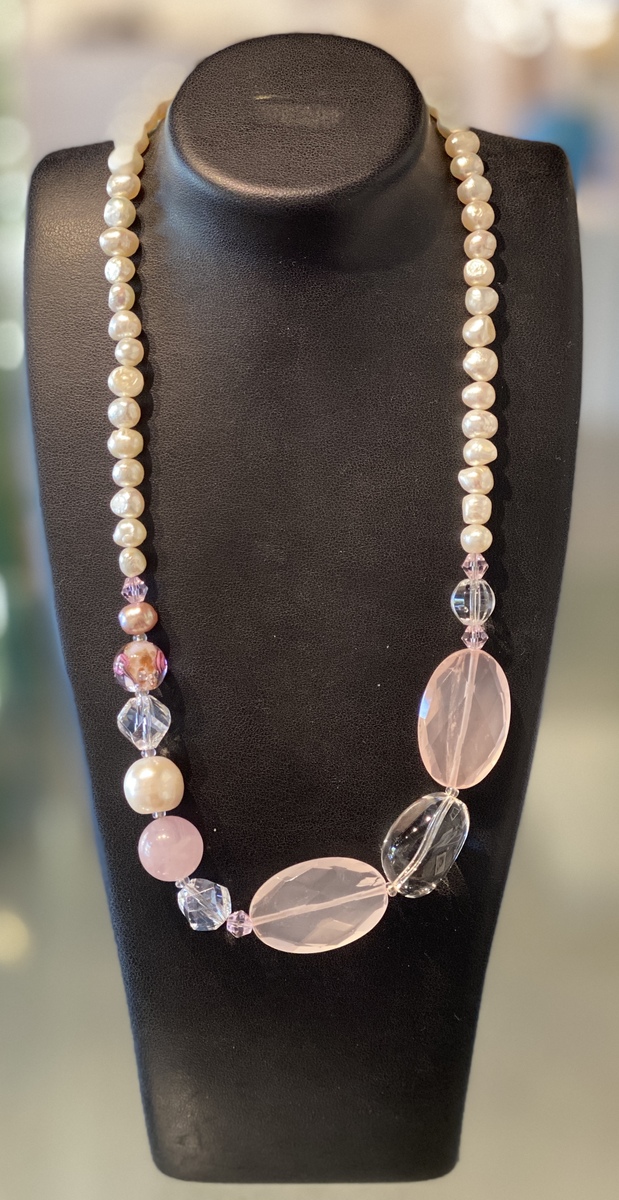 Fresh water pearl and Rose Quartz necklace set